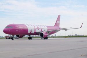 TF-MOM WOW Air