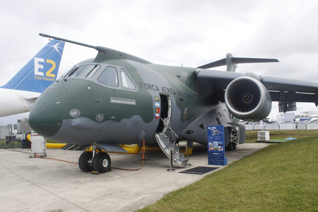 KC-390 at FIA16